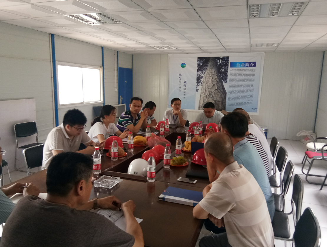 �ӱ����ϵľ����Ž������ſ�չ������Ŀ���ϼ��