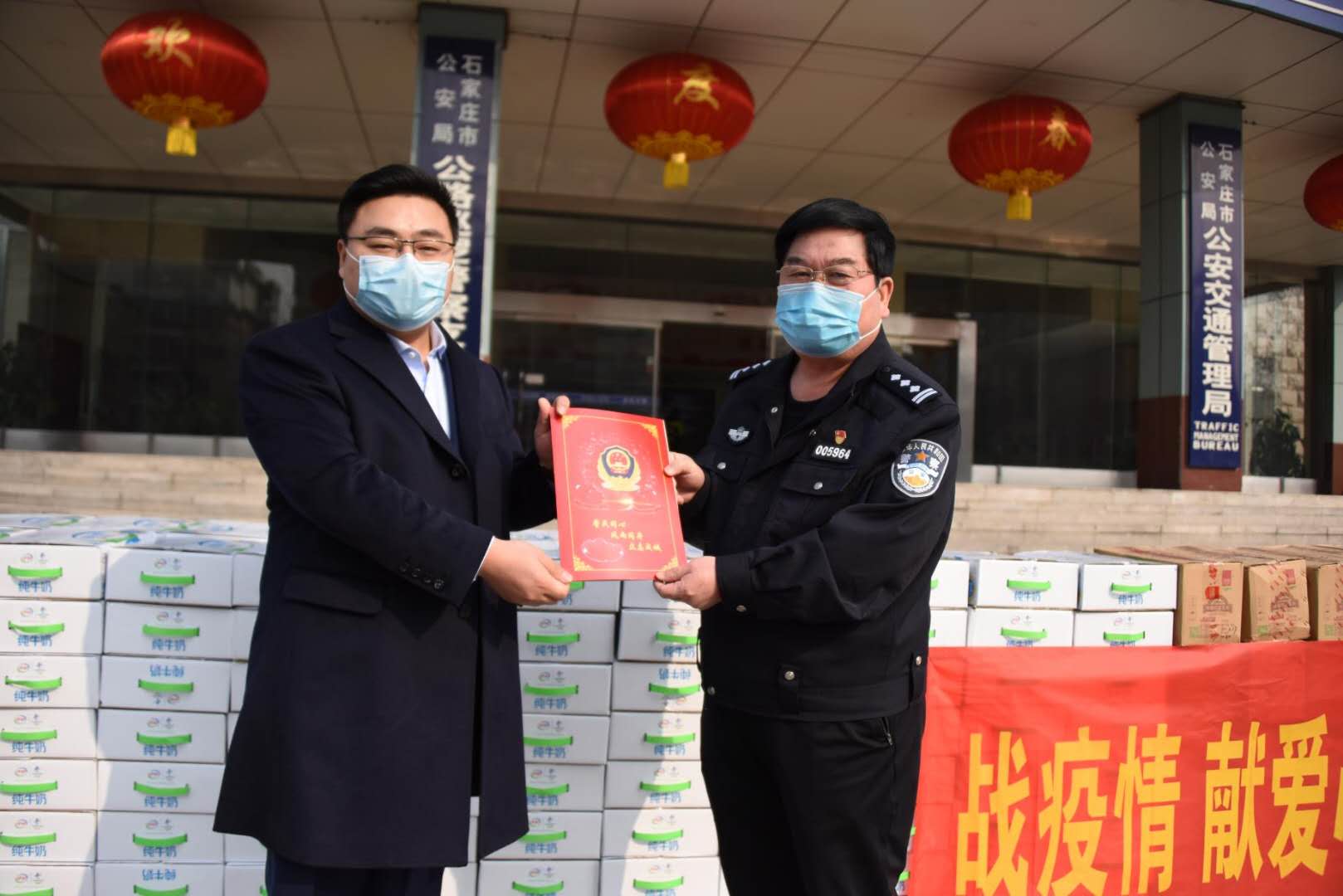 ���ϵľ���������һ�߷�������